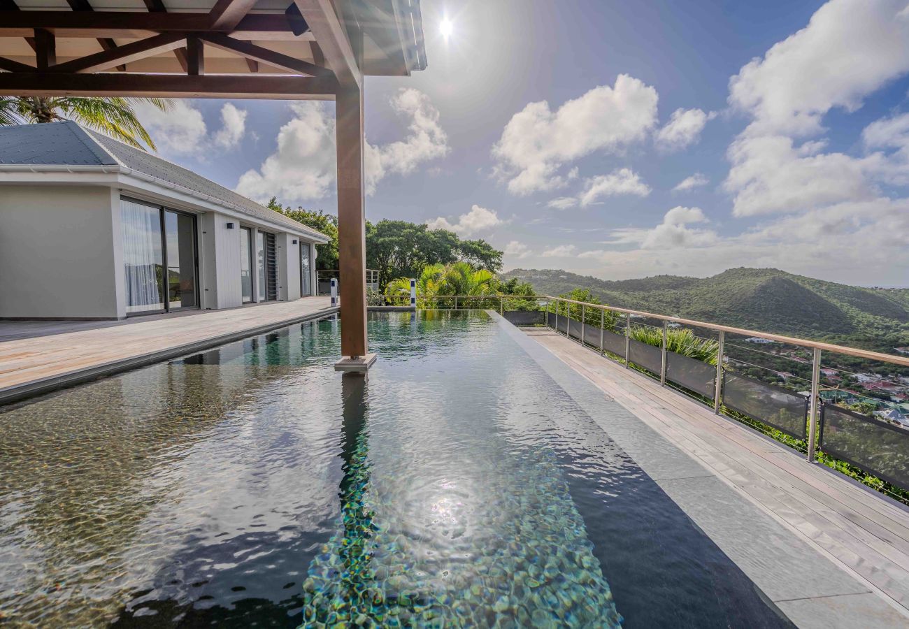 Villa en San Bartolomé - A VIEW