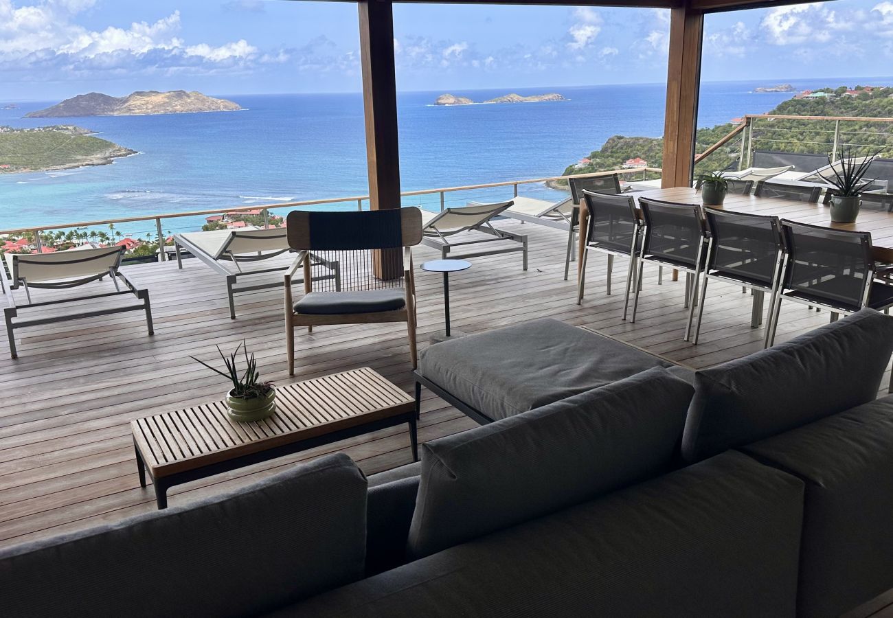 Villa en San Bartolomé - A VIEW
