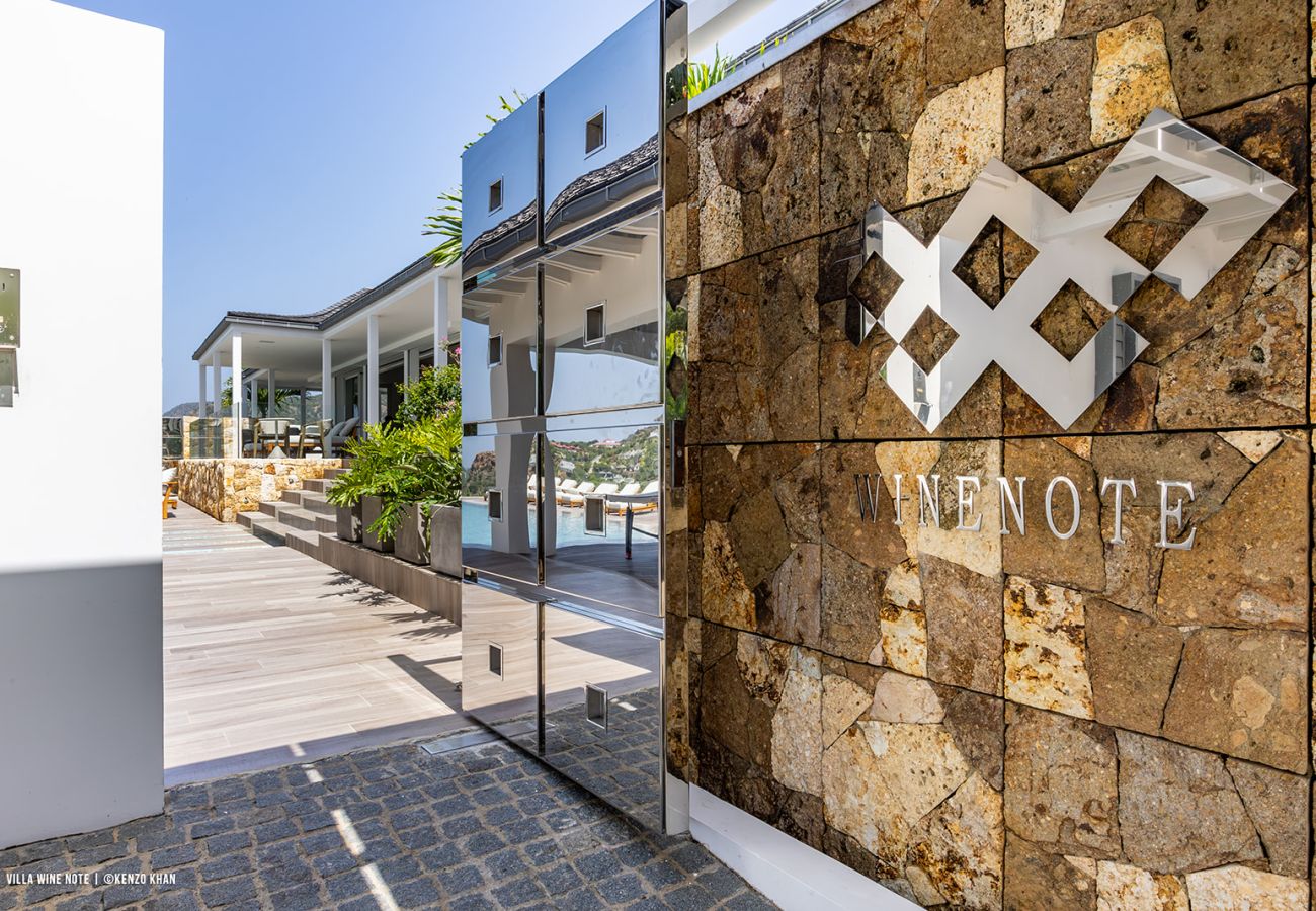 Villa en San Bartolomé - WINE NOTE