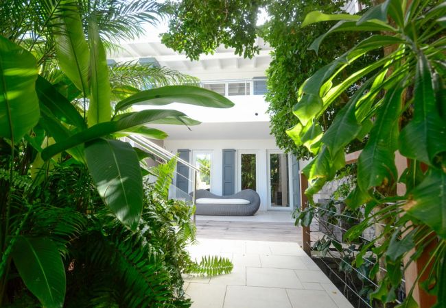 Villa en Saint Barthélemy - VAGUE BLEUE  Villa en Saint Barthélemy - VAGUE BLEUE
