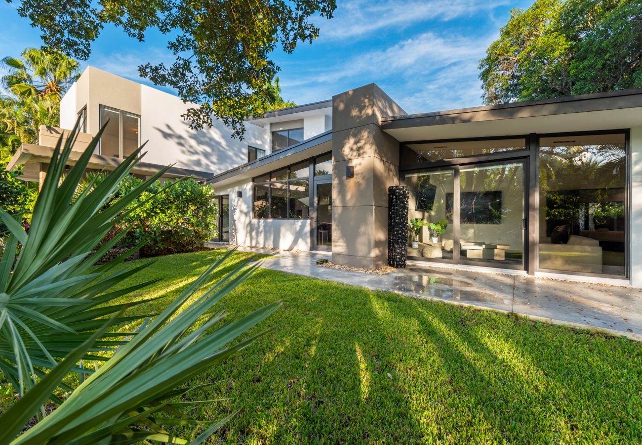Villa en Miami - SUKAYA