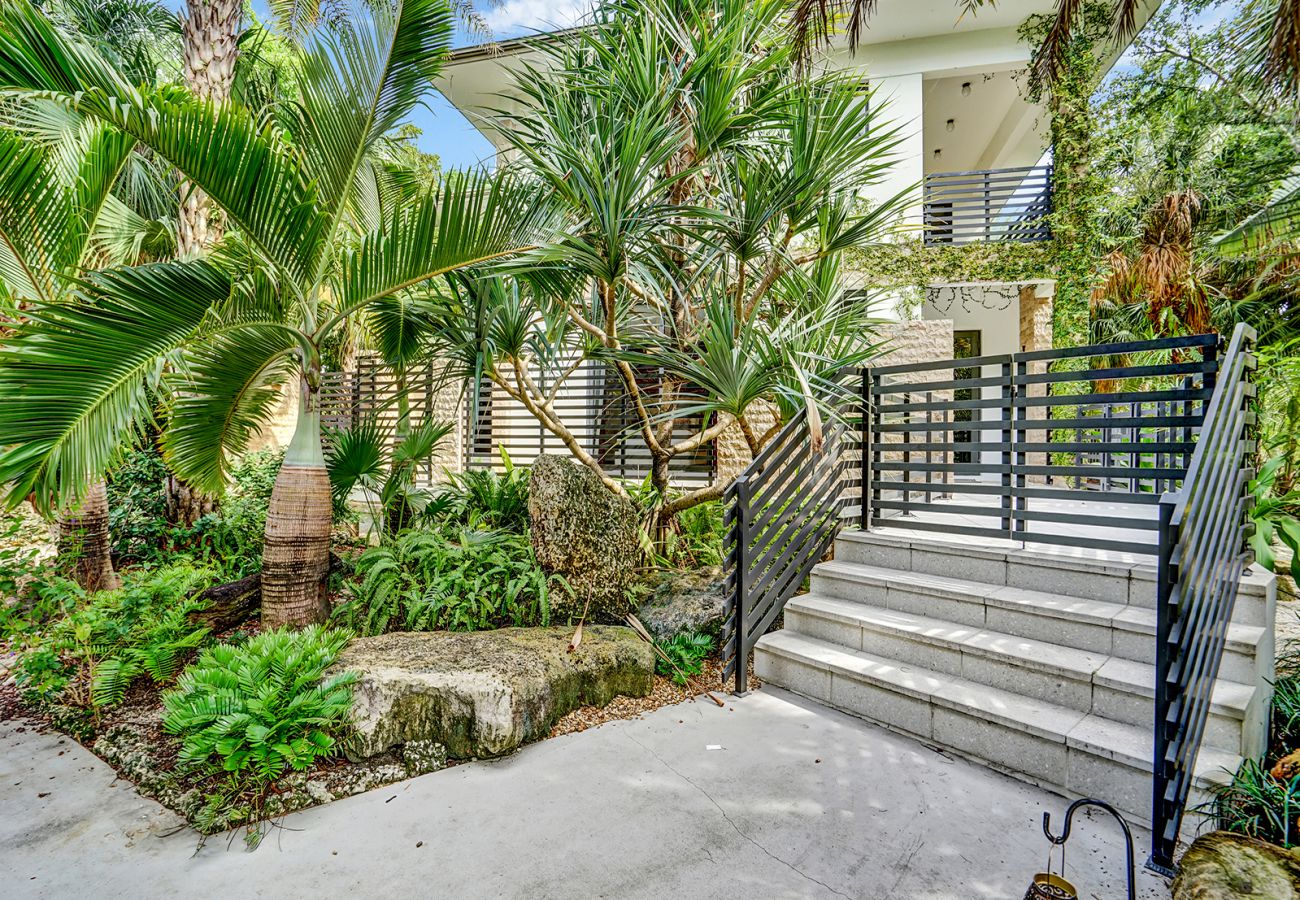 Villa en Miami - AMBER