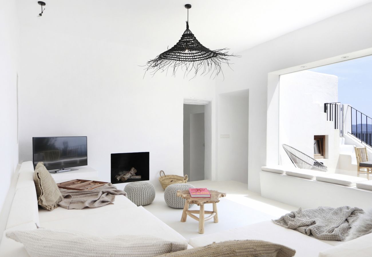 Villa en Santa Gertrudis - PEPITA