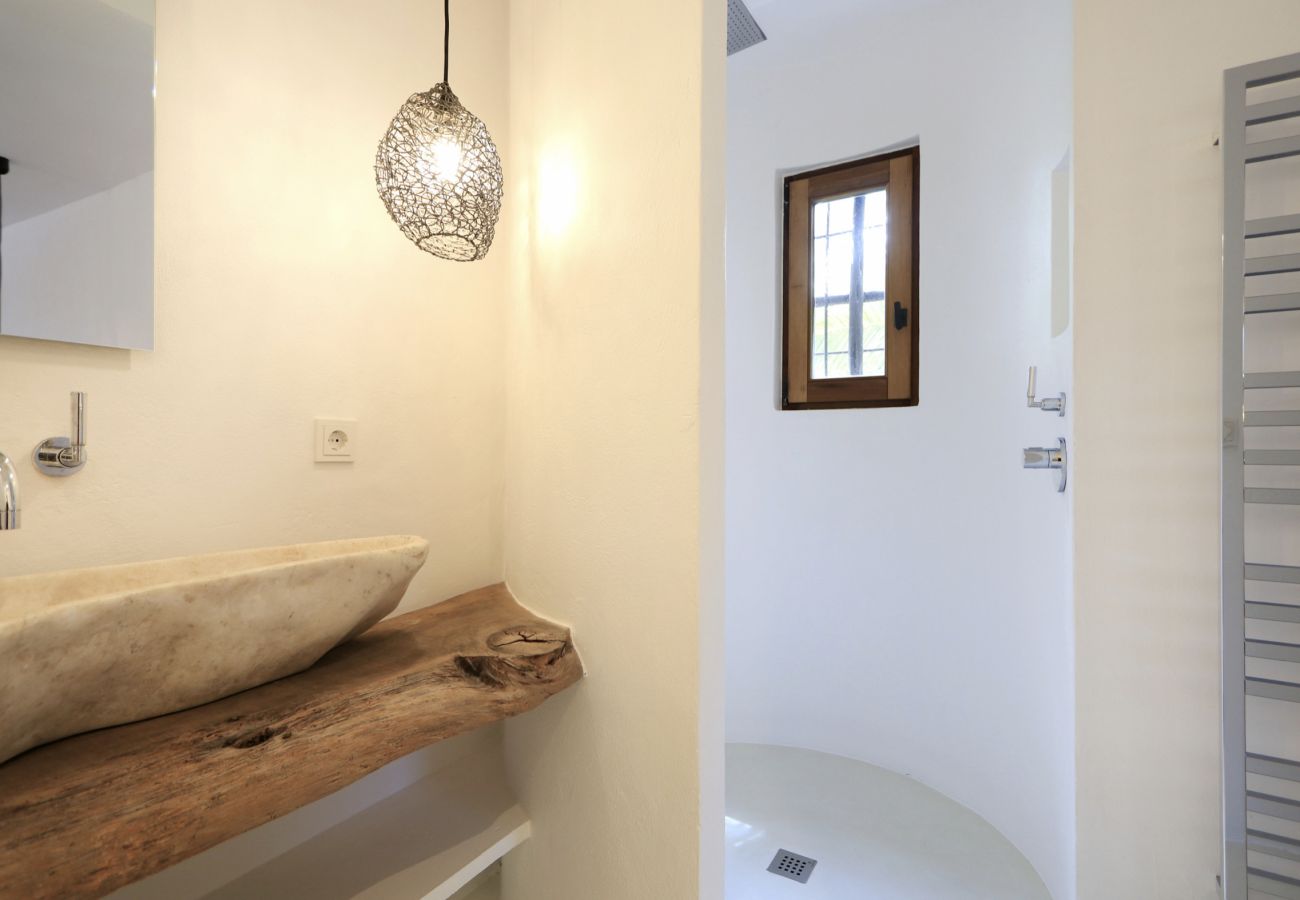 Villa en Santa Gertrudis - PEPITA