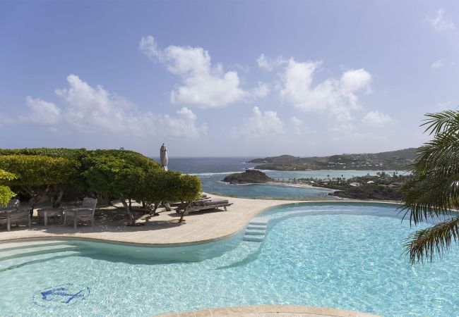 Villa en Saint Barthélemy - LES AMIS DU VENT Villa en Saint Barthélemy - LES AMIS DU VENT