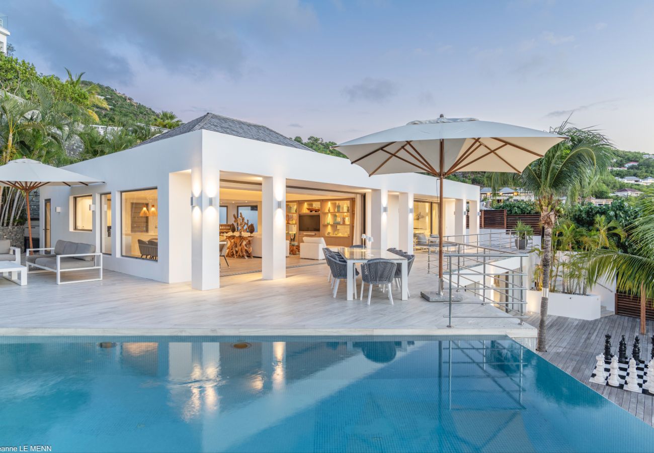 Villa en San Bartolomé - AVS