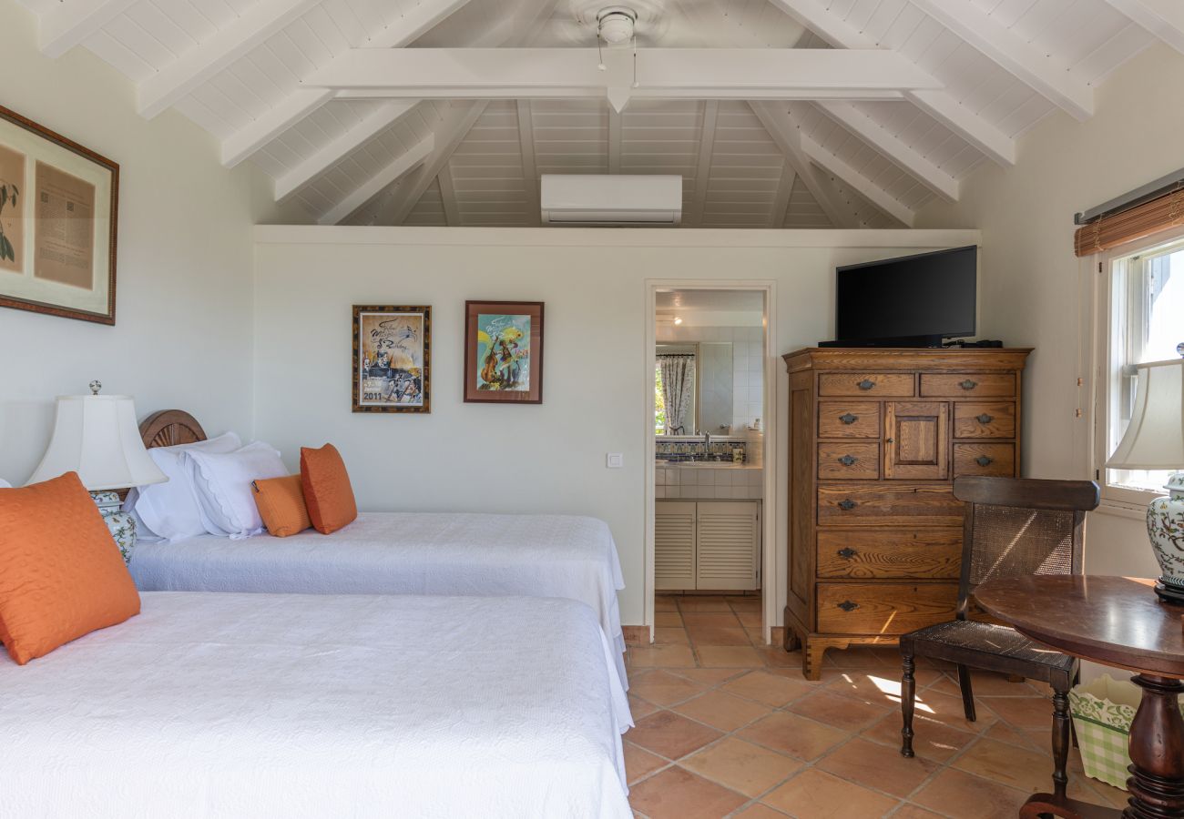 Villa en San Bartolomé - MANGO