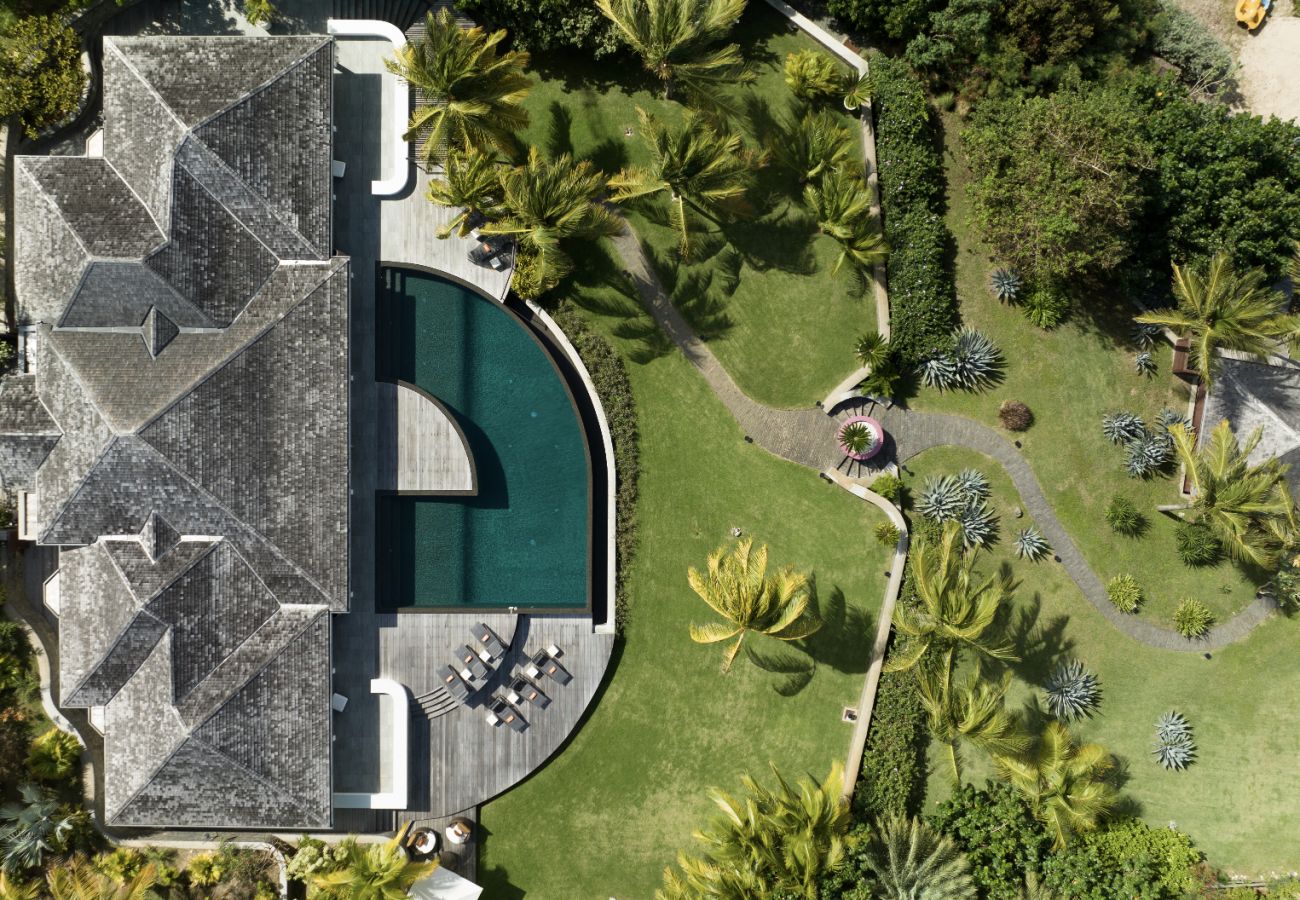 Villa en San Bartolomé - SILVER RAINBOW