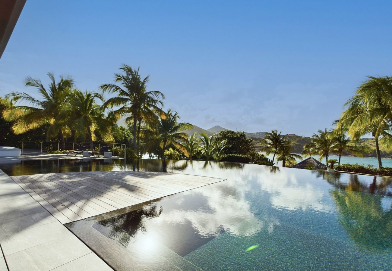 Villa en San Bartolomé - SILVER RAINBOW