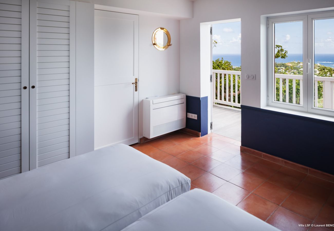 Villa à Saint Barthélemy - LSF  Villa à Saint Barthélemy - LSF