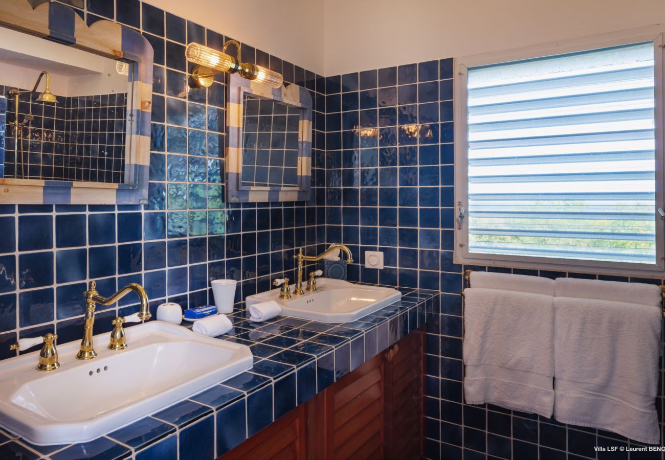 Villa à Saint Barthélemy - LSF  Villa à Saint Barthélemy - LSF