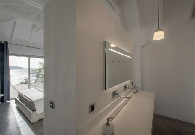 Villa à Saint Barthélemy - POINTE MILOU Villa à Saint Barthélemy - POINTE MILOU