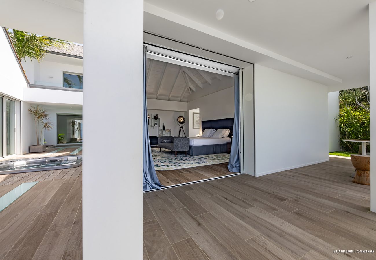 Villa in Saint Barthélemy - WINE NOTE