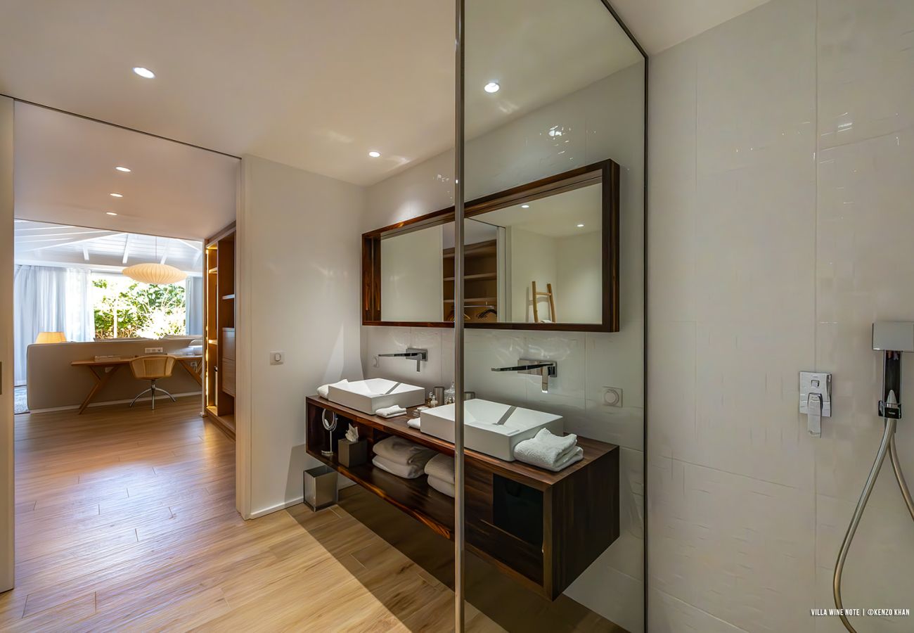Villa in Saint Barthélemy - WINE NOTE