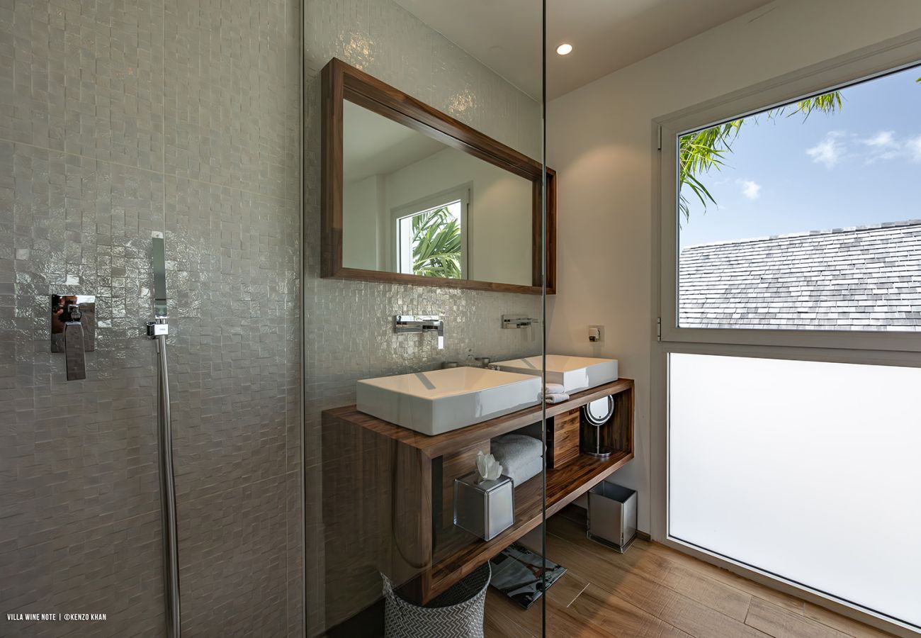 Villa in Saint Barthélemy - WINE NOTE