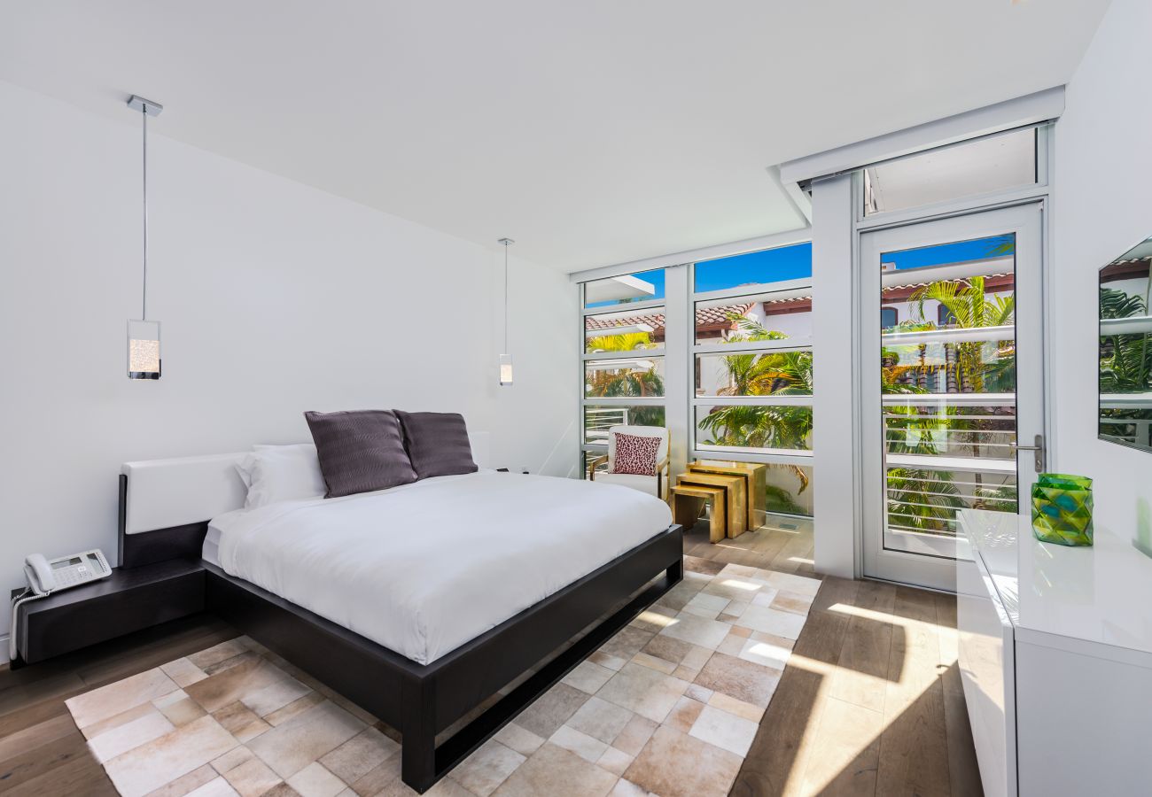 Villa in Miami Beach - DAWN