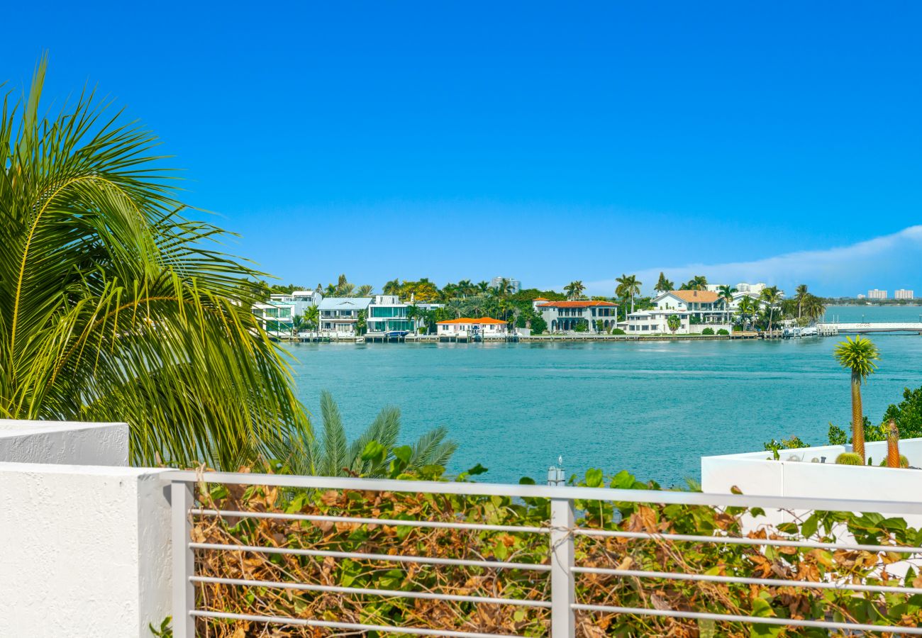 Villa in Miami Beach - DAWN