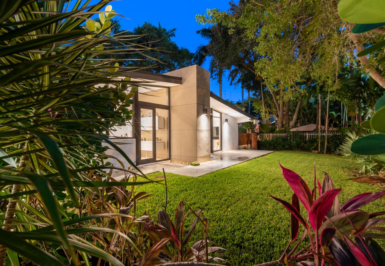 Villa in Miami - SUKAYA