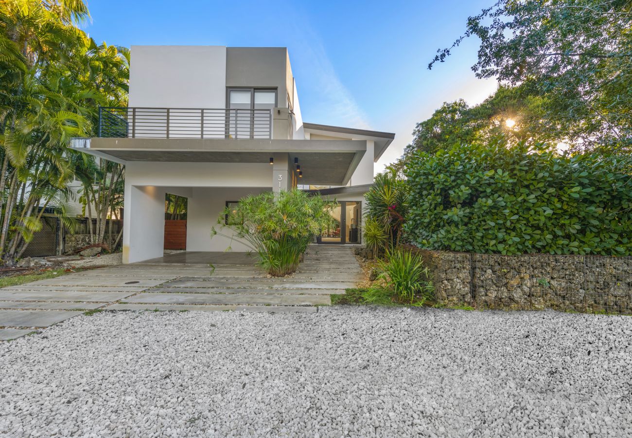 Villa in Miami - SUKAYA
