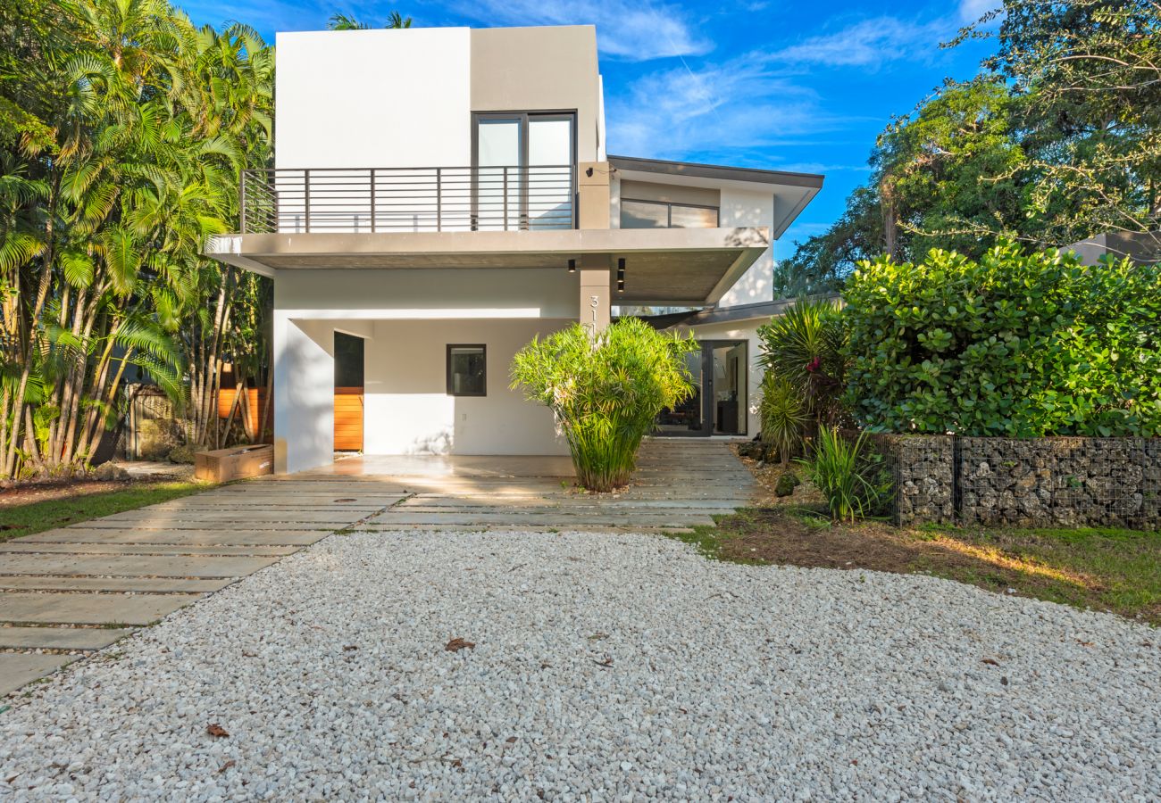 Villa in Miami - SUKAYA