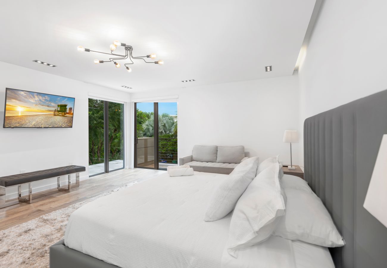 Villa in Miami - SUKAYA
