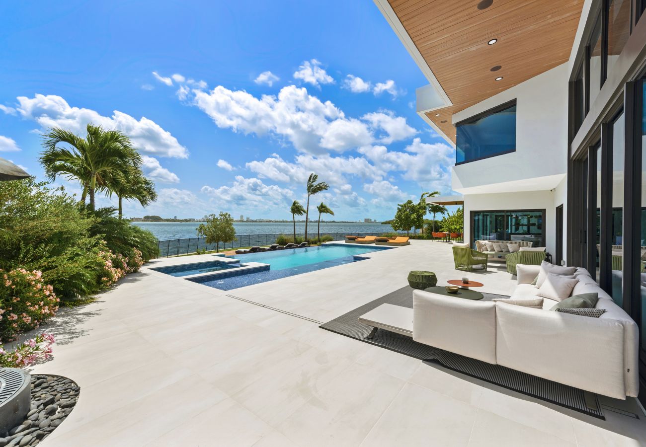 Villa in Miami Beach - ARIA