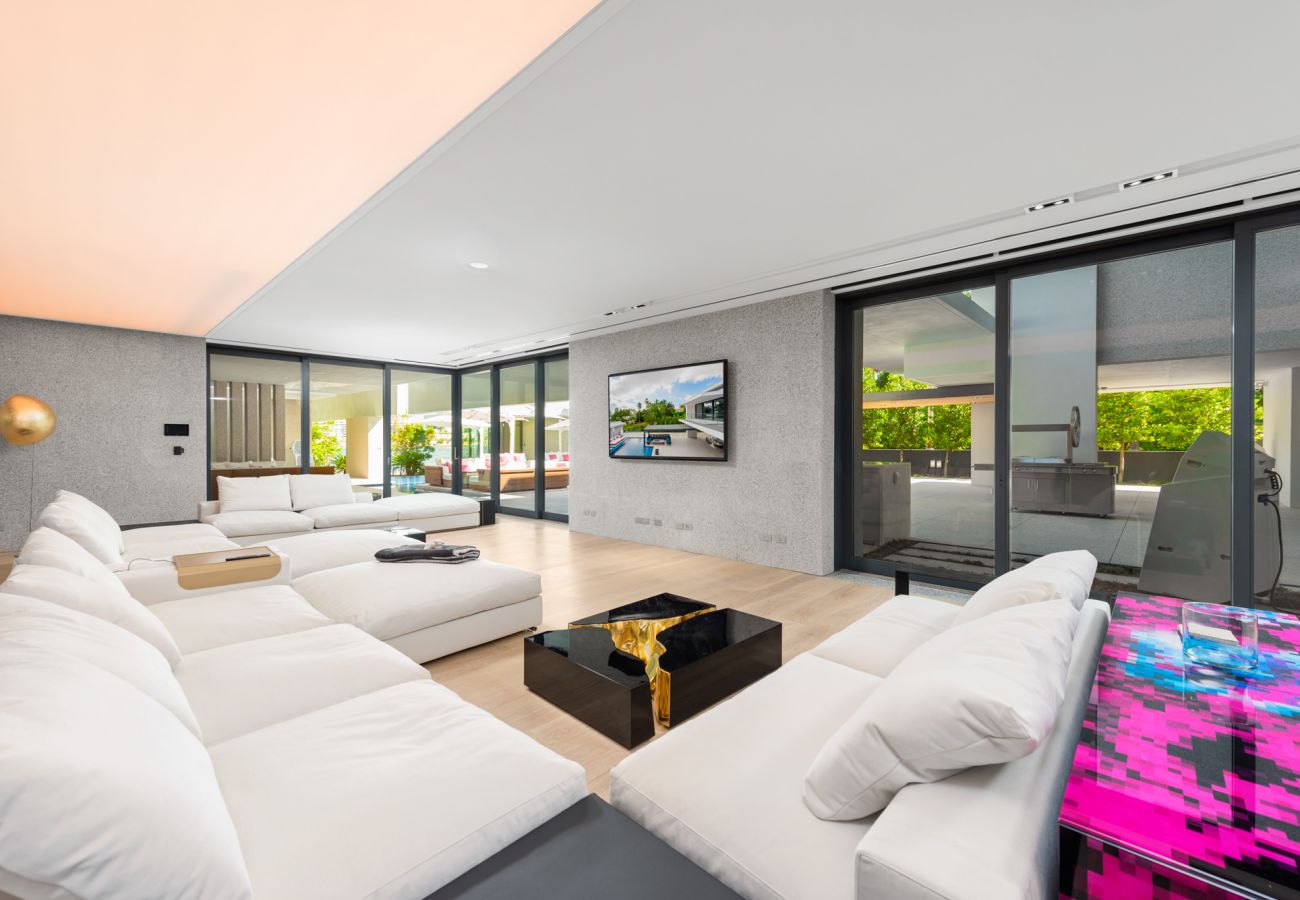 Villa in Miami Beach - STARZA