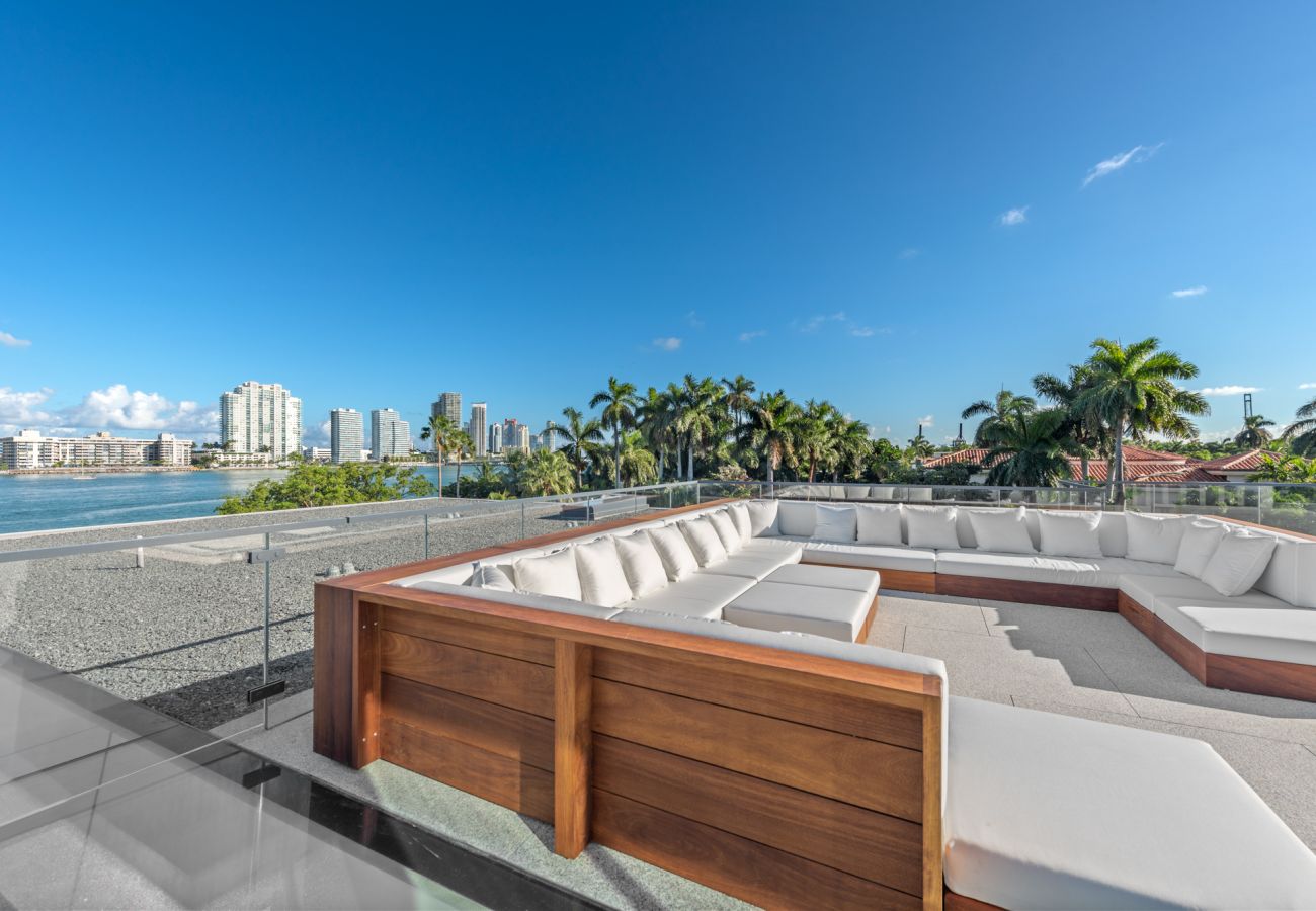 Villa in Miami Beach - STARZA