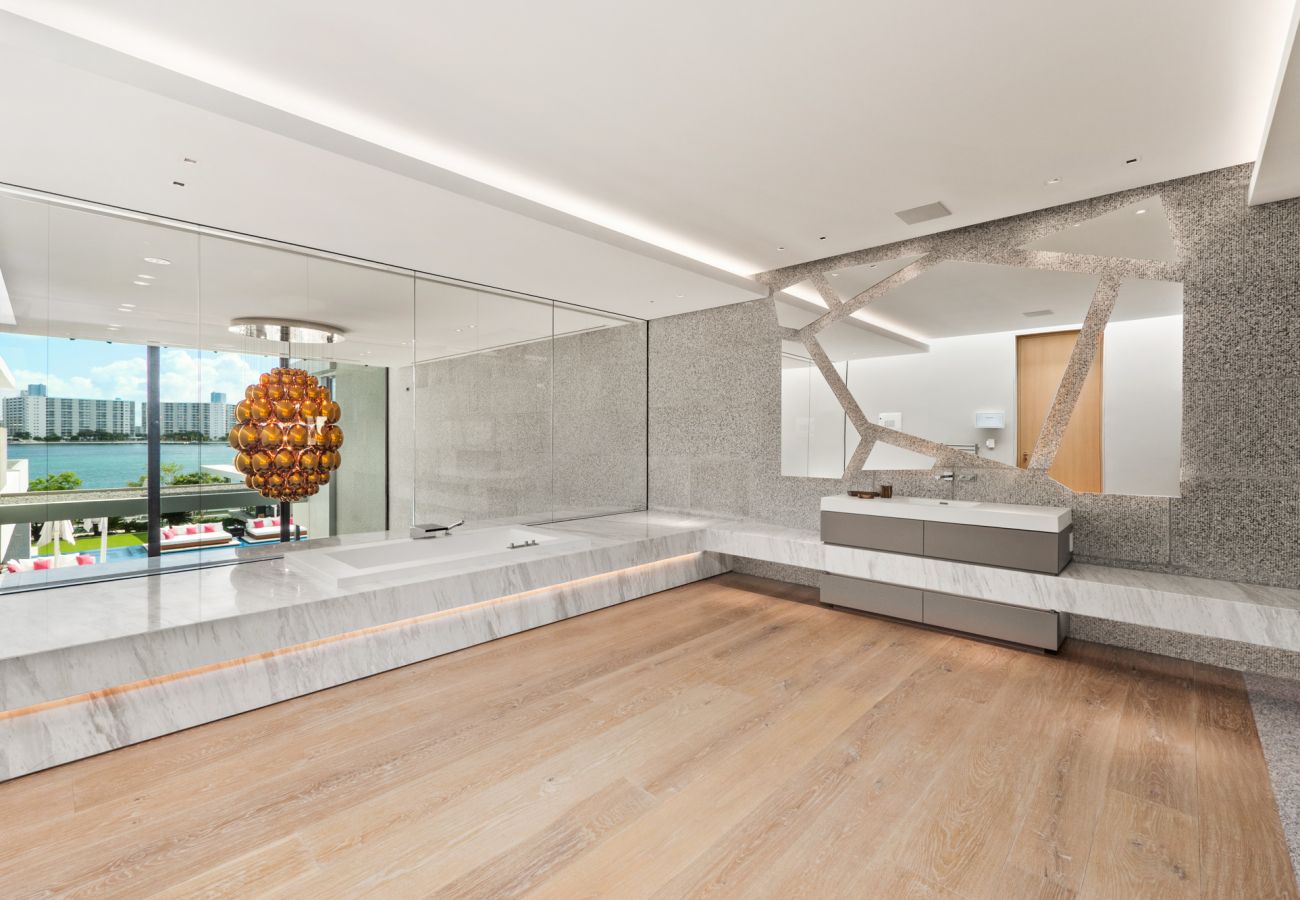 Villa in Miami Beach - STARZA