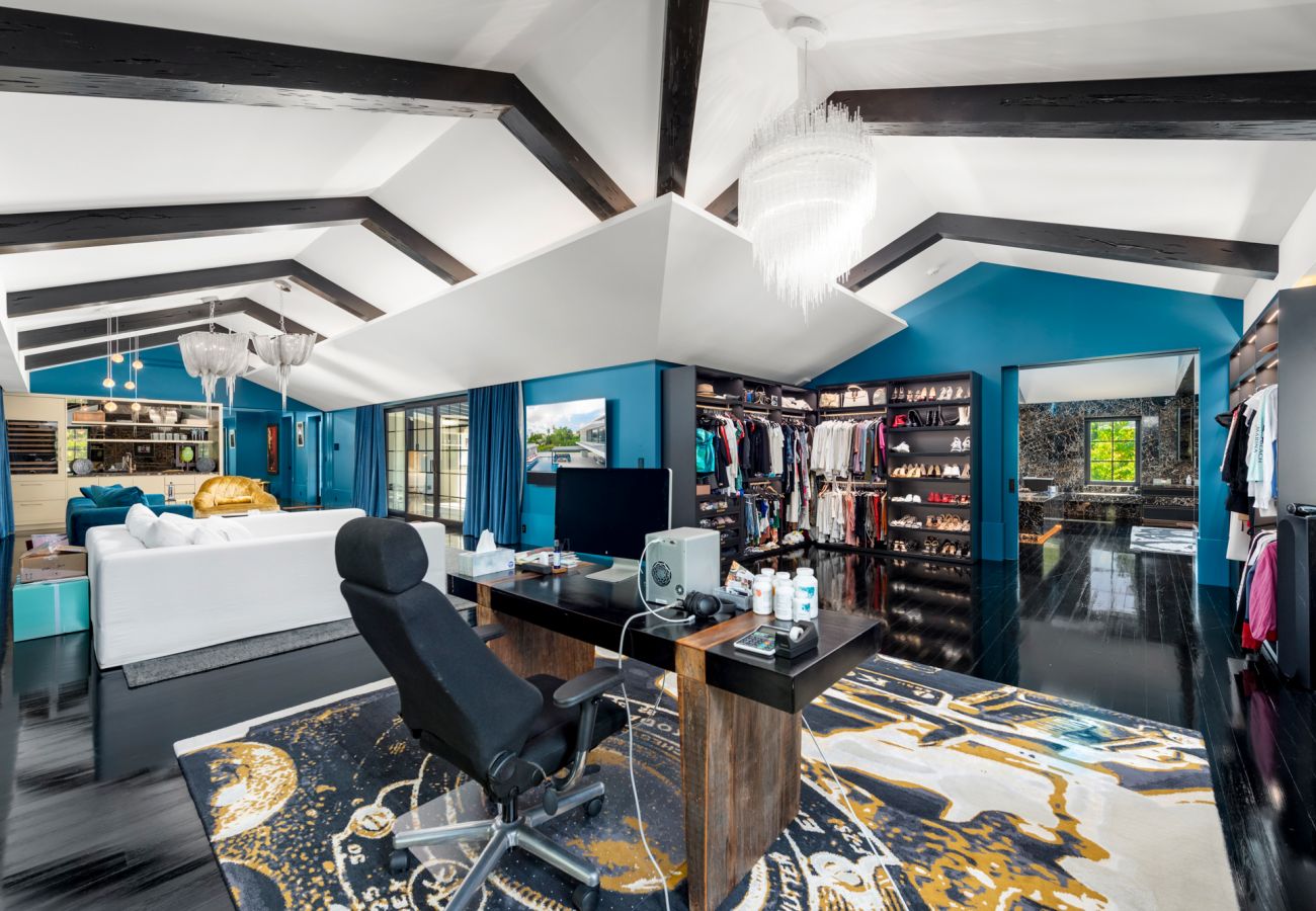 Villa in Miami Beach - STARZA