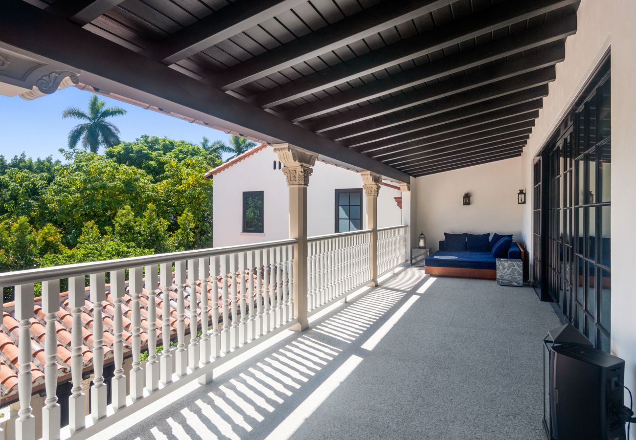 Villa in Miami Beach - STARZA