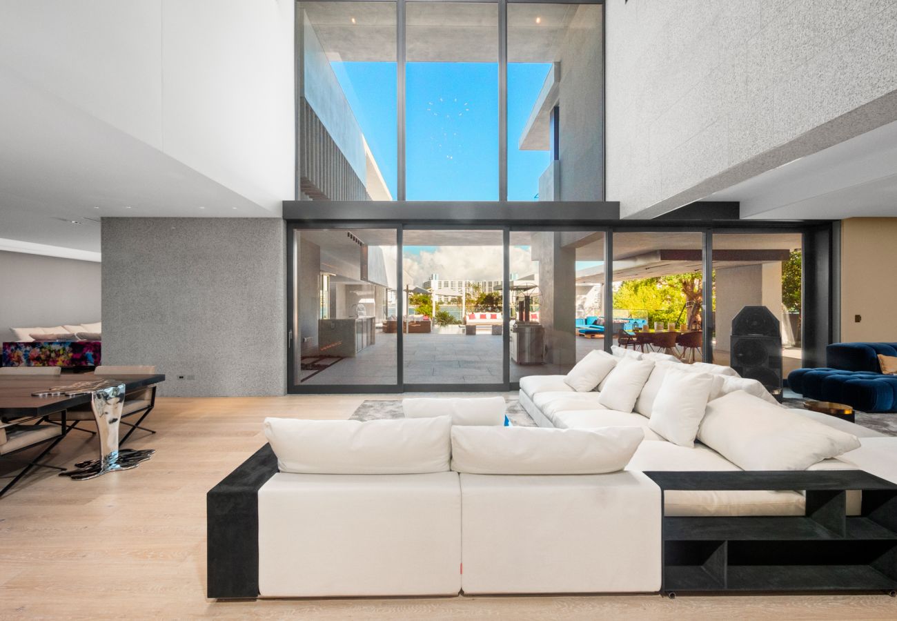 Villa in Miami Beach - STARZA