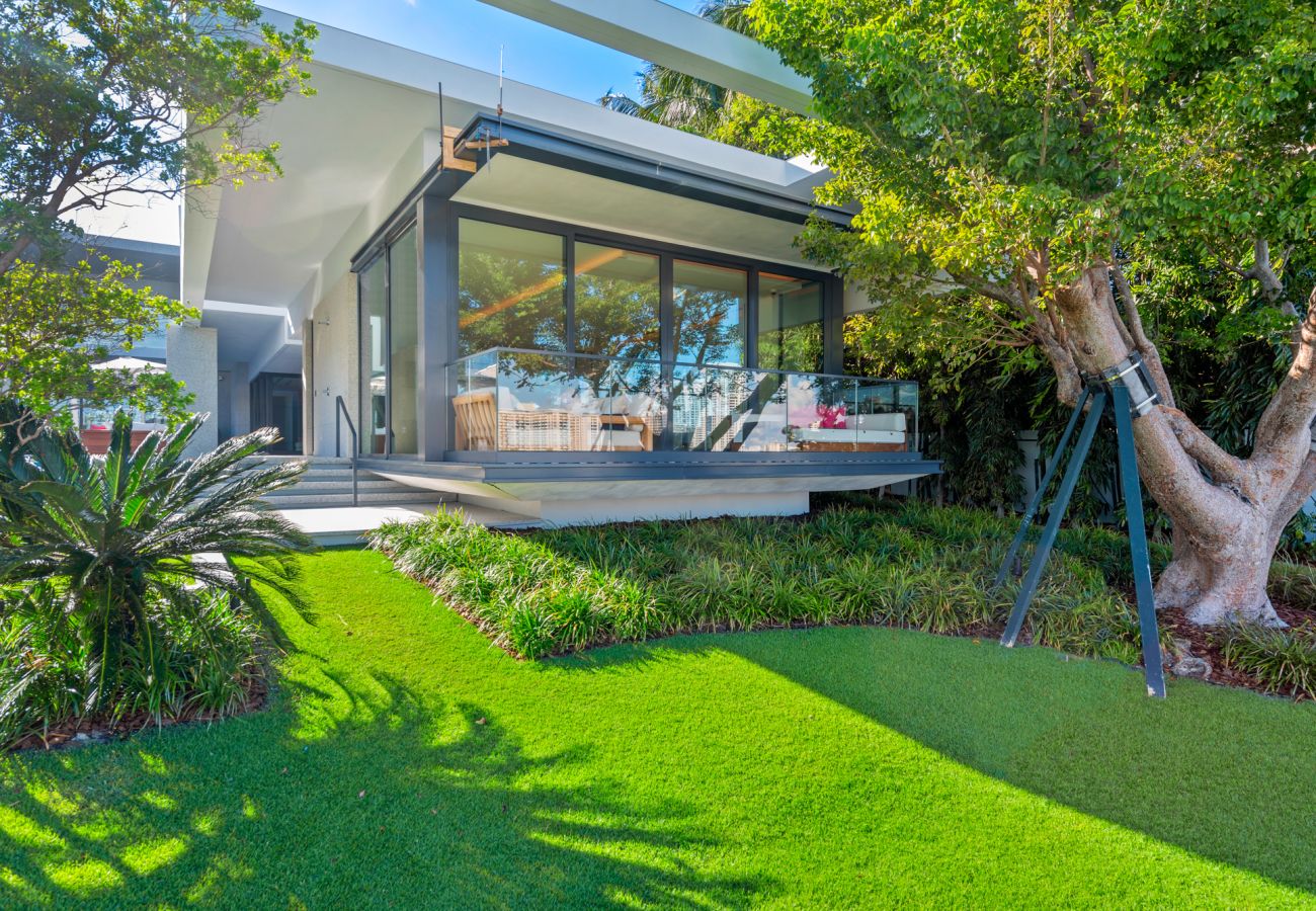Villa in Miami Beach - STARZA