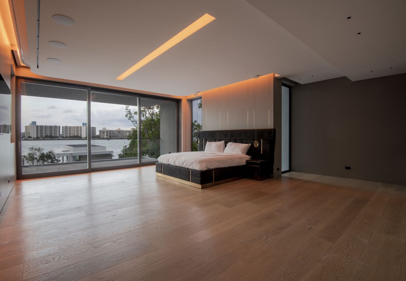 Villa in Miami Beach - STARZA