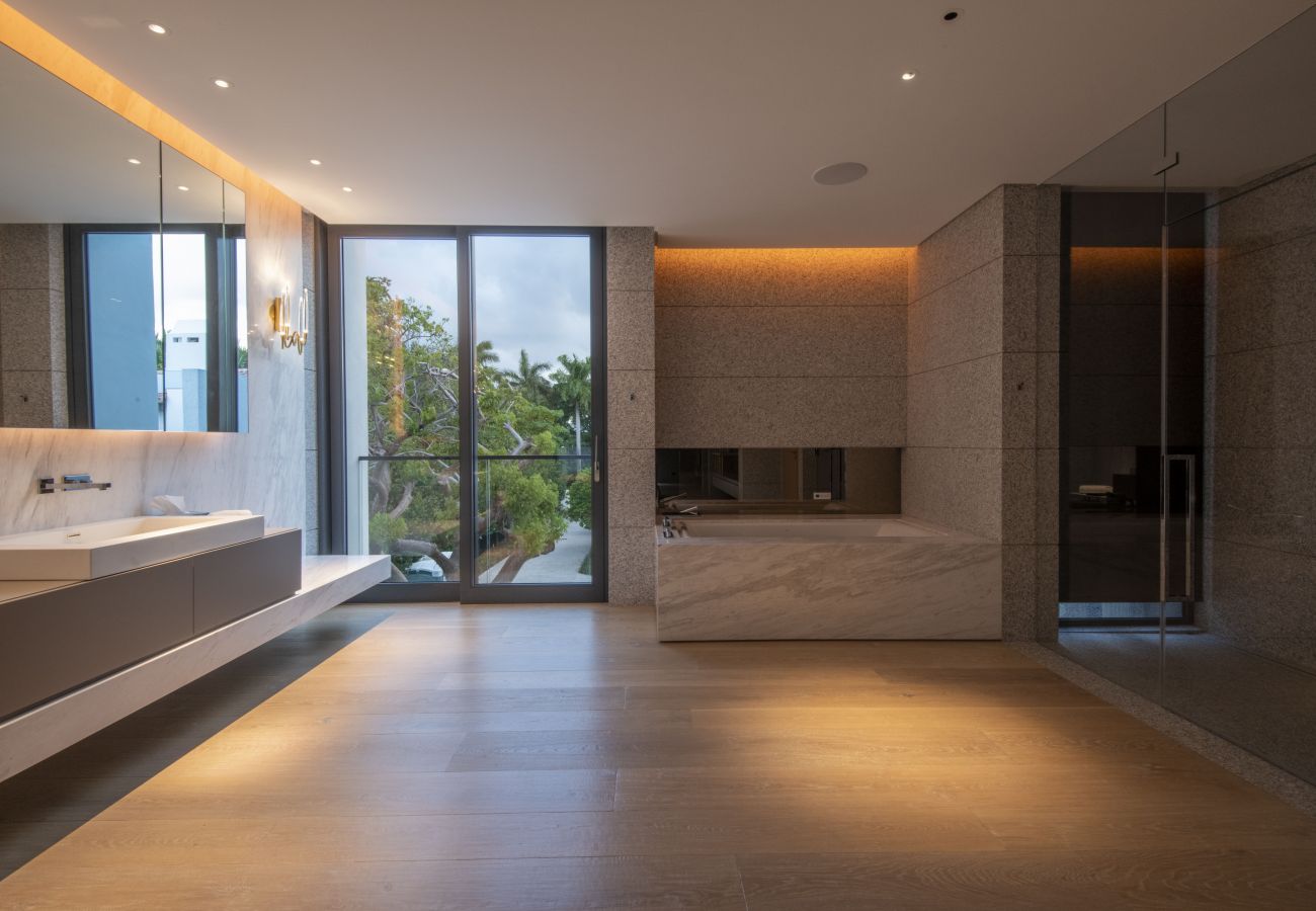 Villa in Miami Beach - STARZA