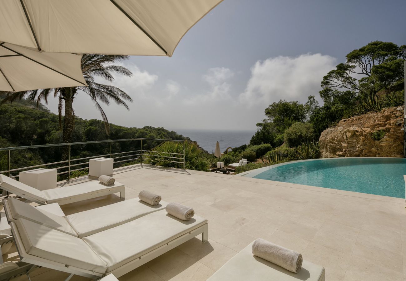 Villa in Sant Josep de Sa Talaia - CHERRY